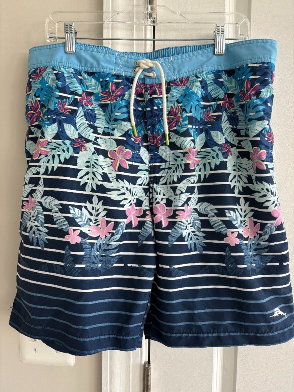 Tommy Bahama Men's Swim Trunks 8" Inseam Blue & Pink Tropical Print - SZ XL